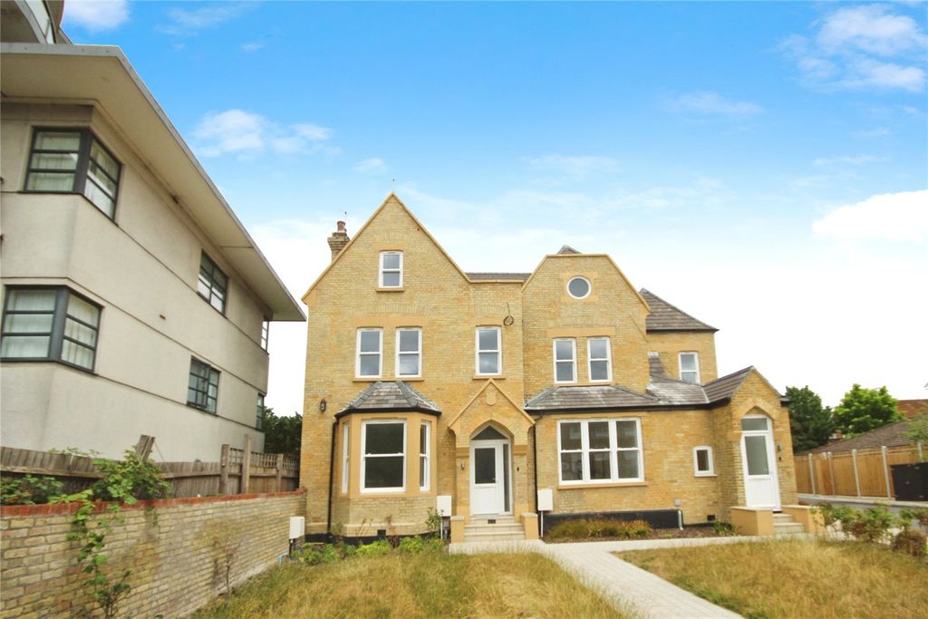 Property photo 1 of 12 Picture No. 04