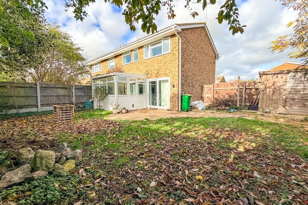 Property photo 2 of 24 Garden