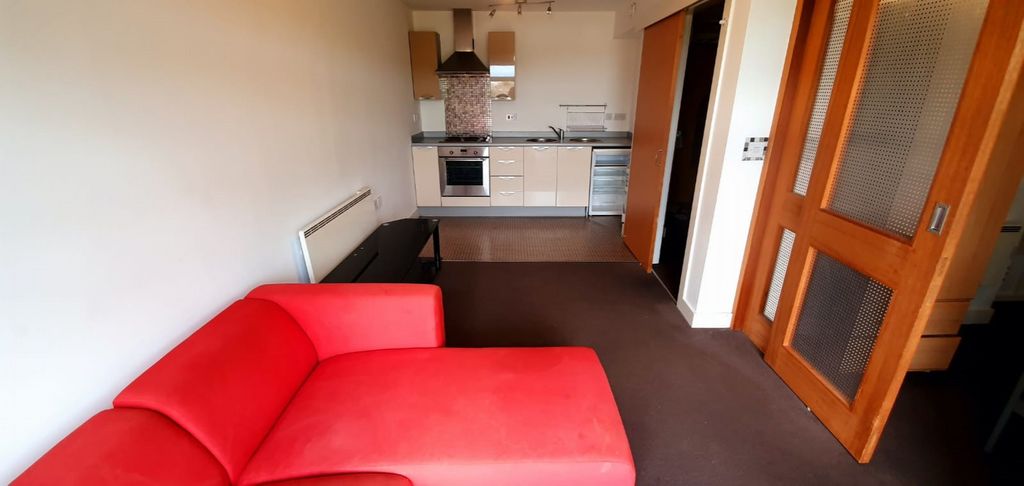 Property photo 3 of 7