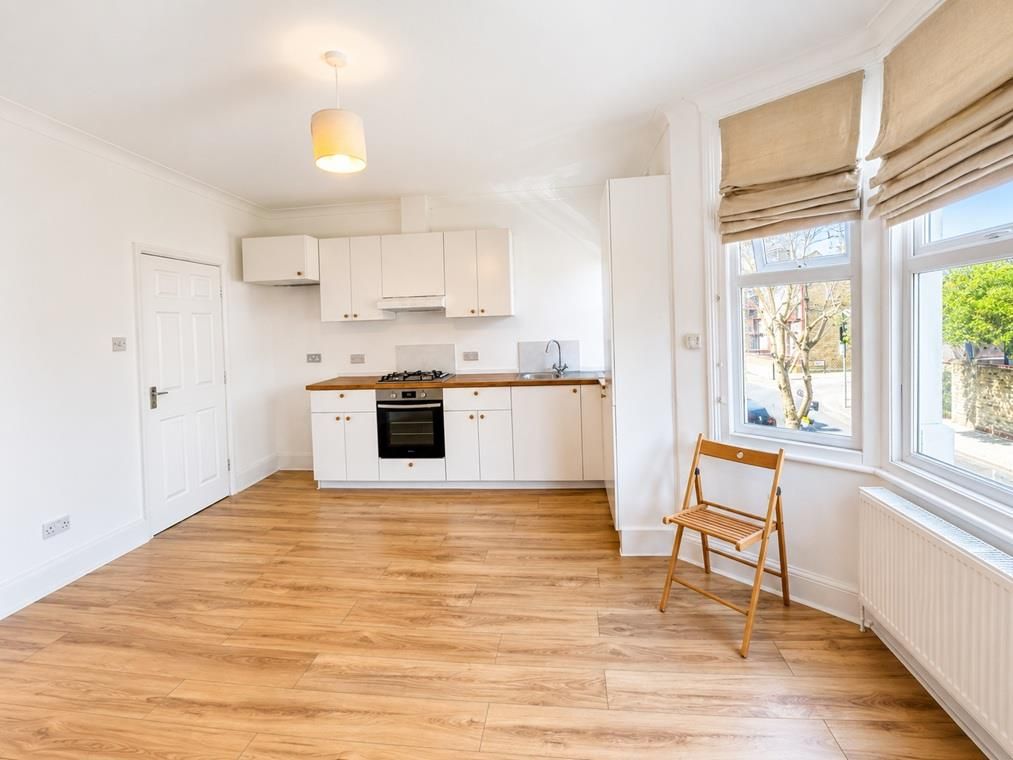 Property photo 1 of 5