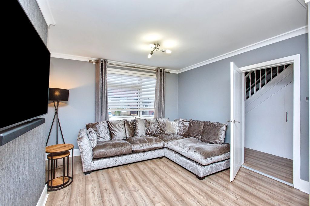 Property photo 2 of 12 Property Image 2