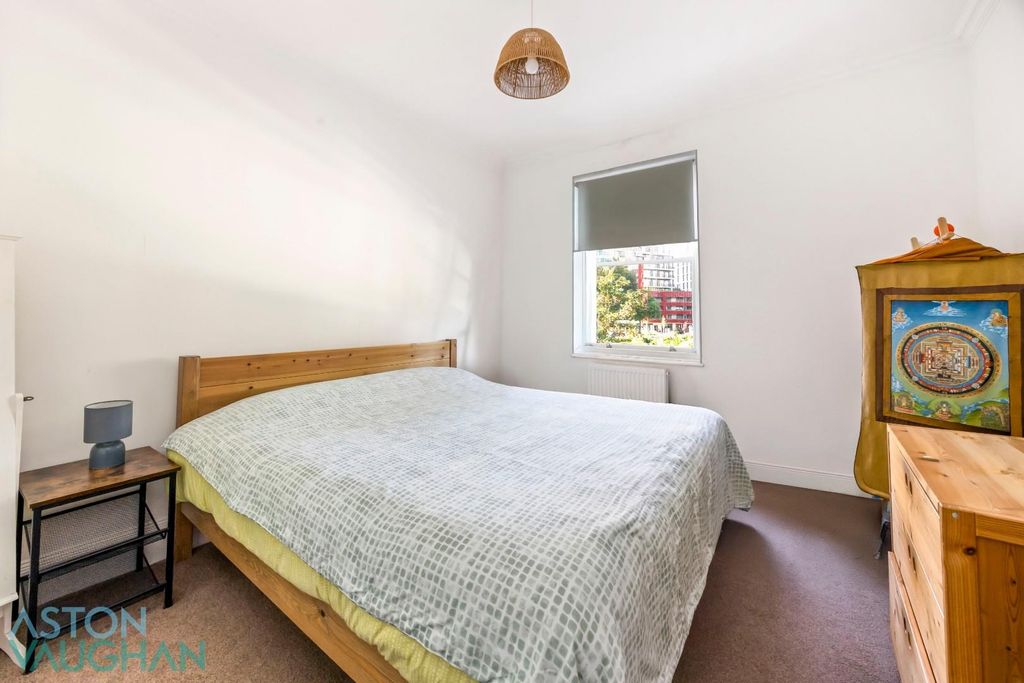 Property photo 3 of 10 Preston Park Avenue, _001_1.Jpg