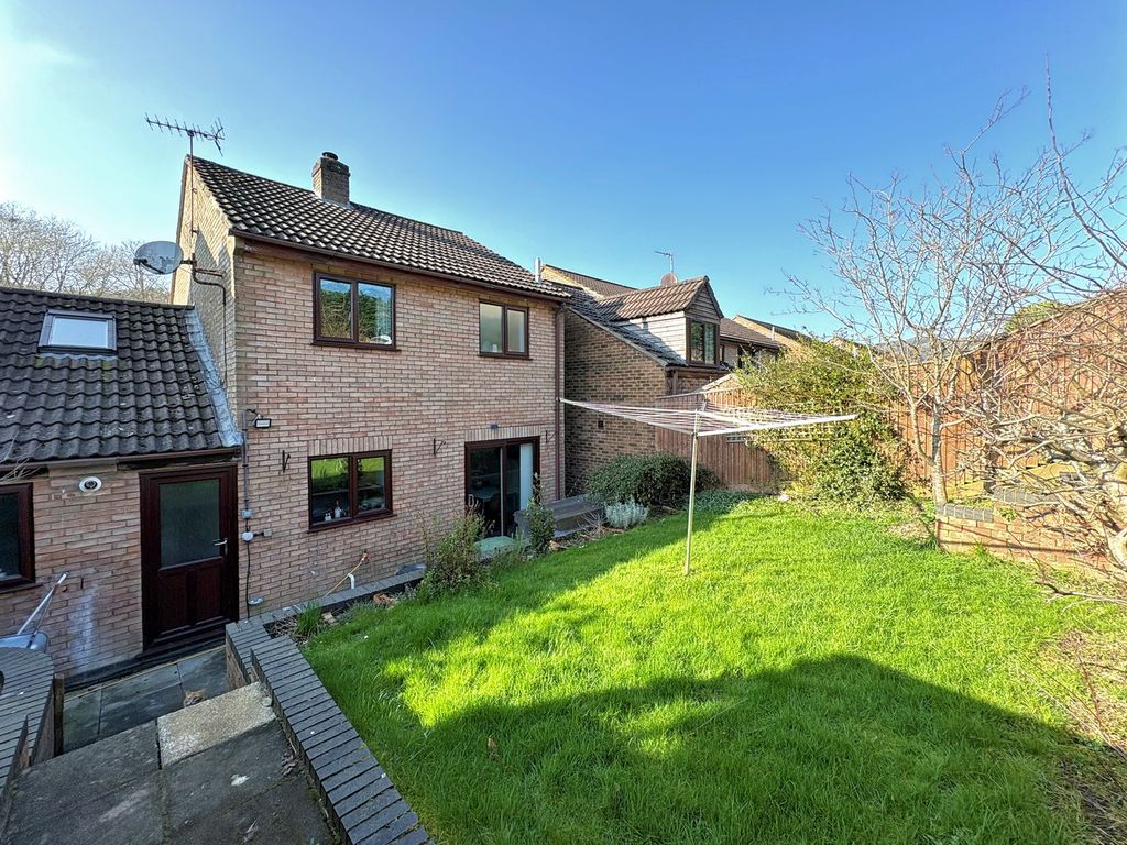 Property photo 2 of 18