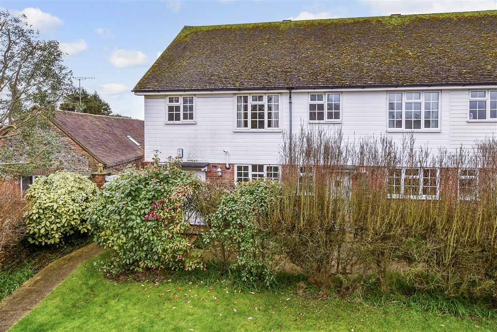 Property photo 2 of 10 External (Web)