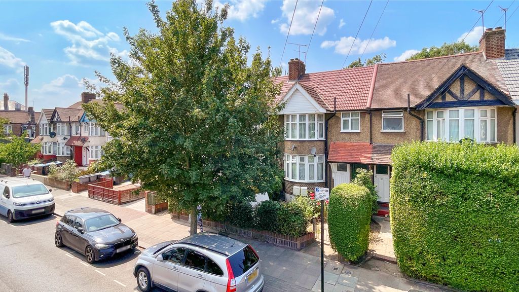 Property photo 2 of 9