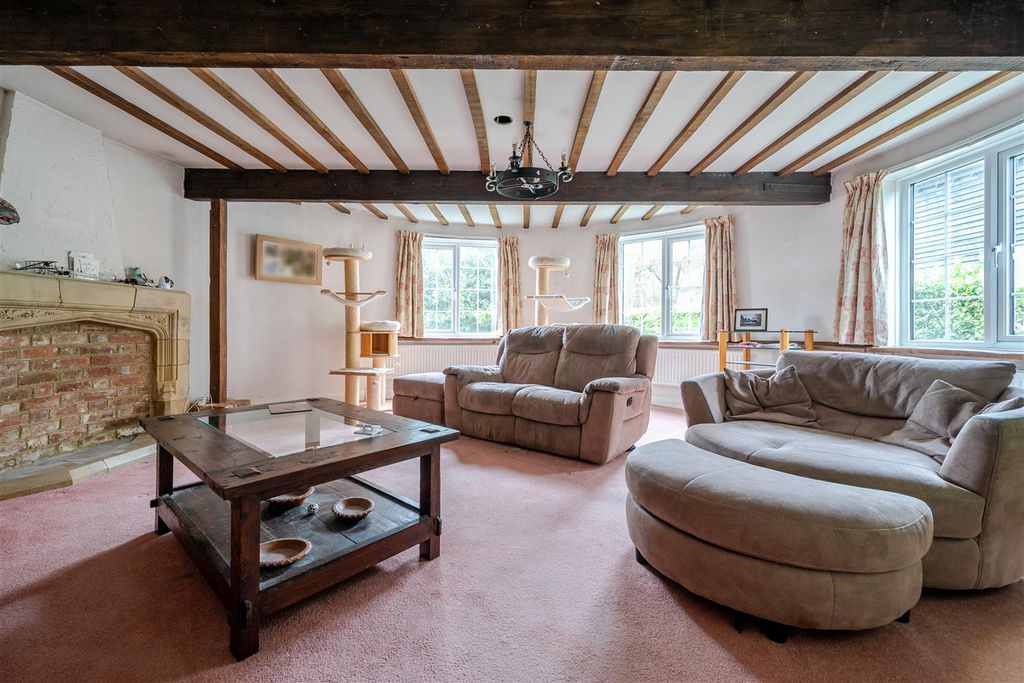 Property photo 2 of 33 1418931-9-69A0876B026Ea.Jpg