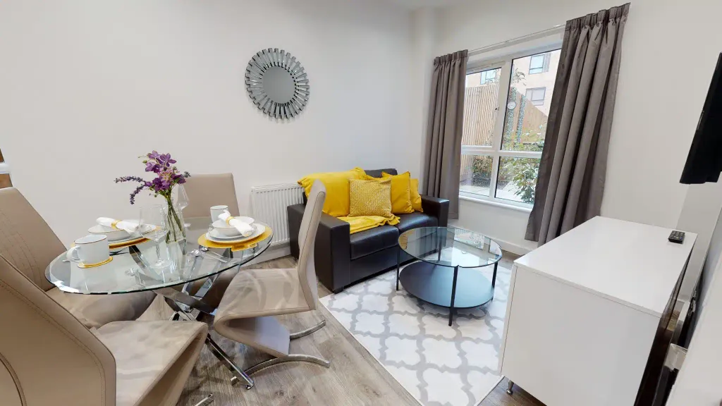 Property photo 3 of 9