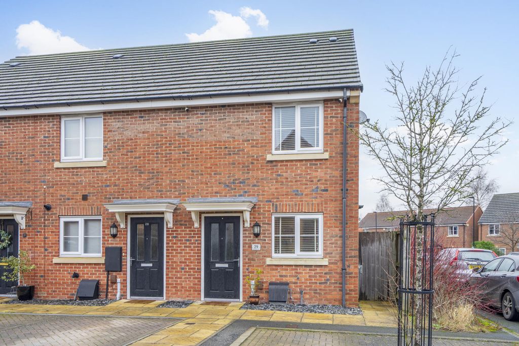 Property photo 1 of 13 Front (Exterior)