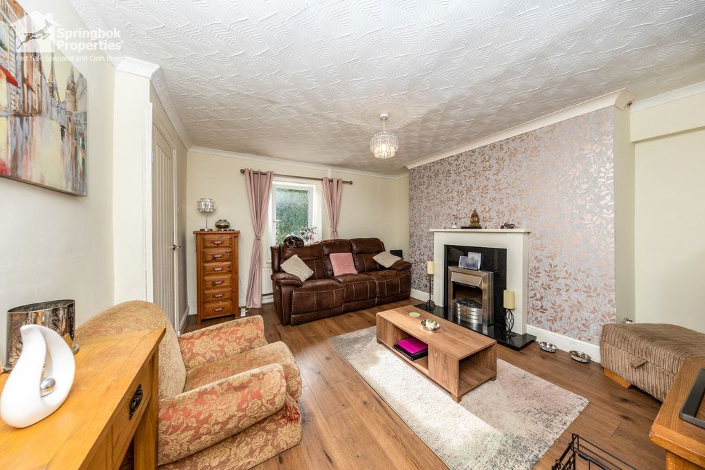 Property photo 2 of 17 Image 1