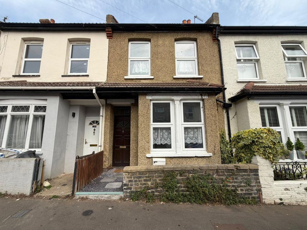 Property photo 1 of 9 5203451