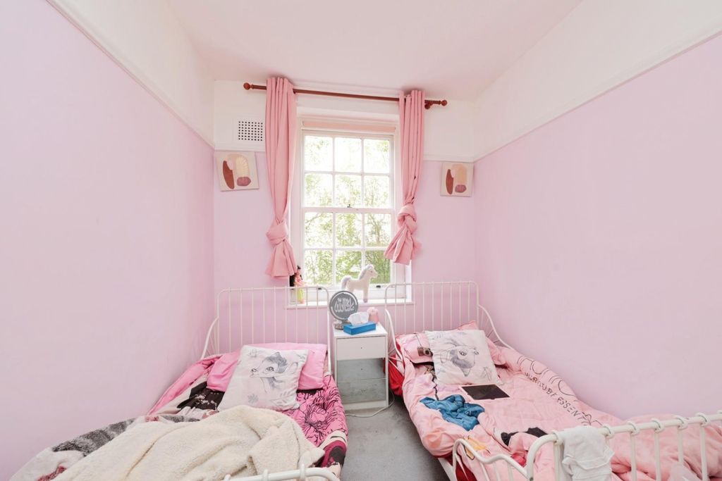 Property photo 3 of 10 7O3A4359.Jpg