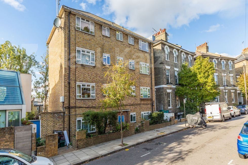 Property photo 1 of 1