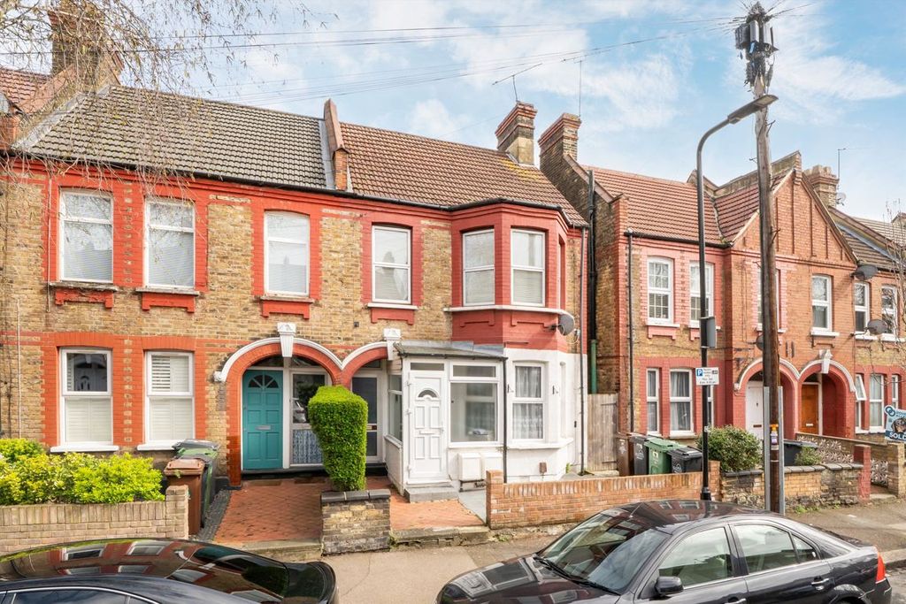 Property photo 1 of 5