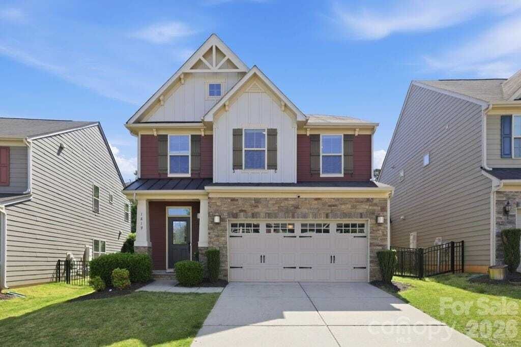 Property photo 1 of 41