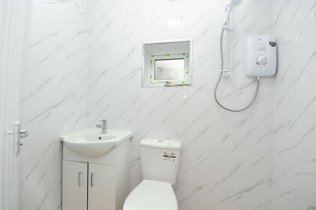 Property photo 3 of 3