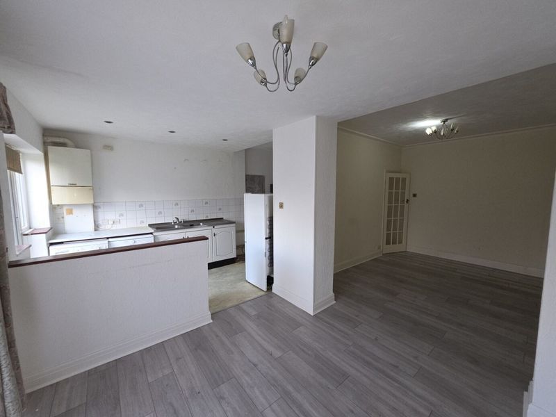 Property photo 2 of 10 Photo 2