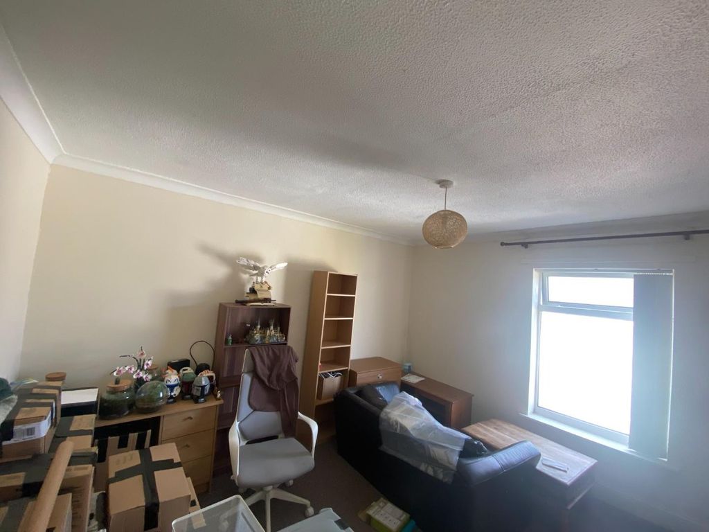 Property photo 3 of 6 Img_1937.Jpg