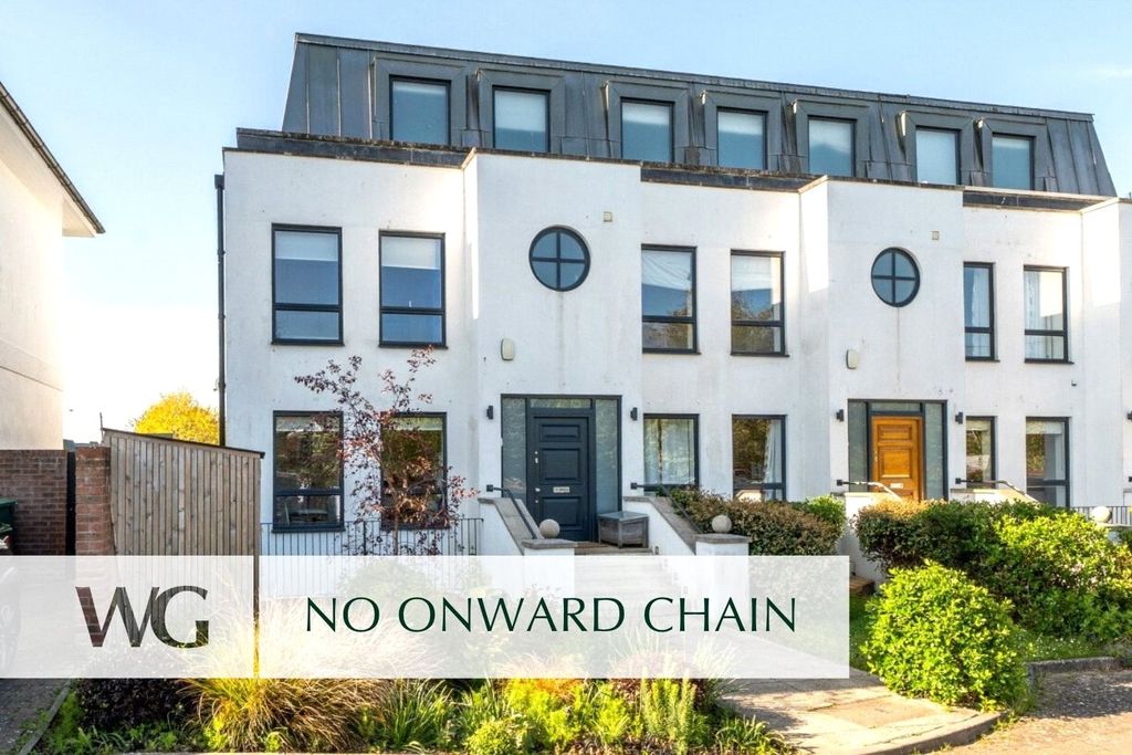 Property photo 1 of 14 Front External