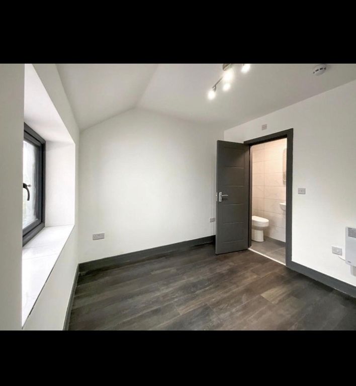 Property photo 2 of 4 Whatsapp Image 2026-06-25 At 11.53.42 Am (1)