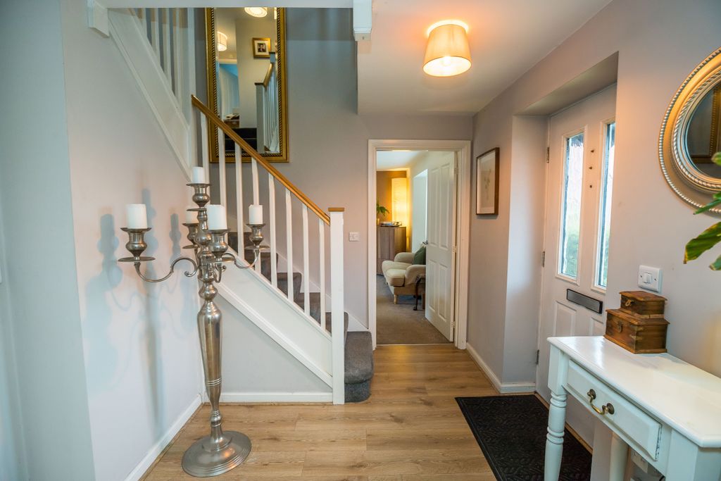 Property photo 3 of 34 Photo #3