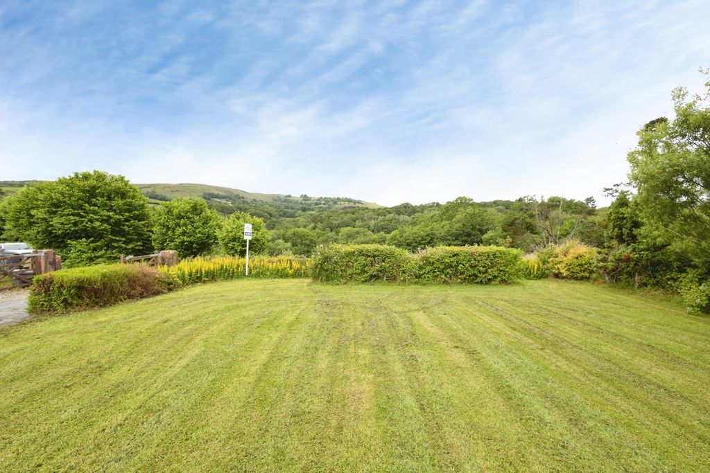 Property photo 2 of 20 Pbox-Img.Jpg