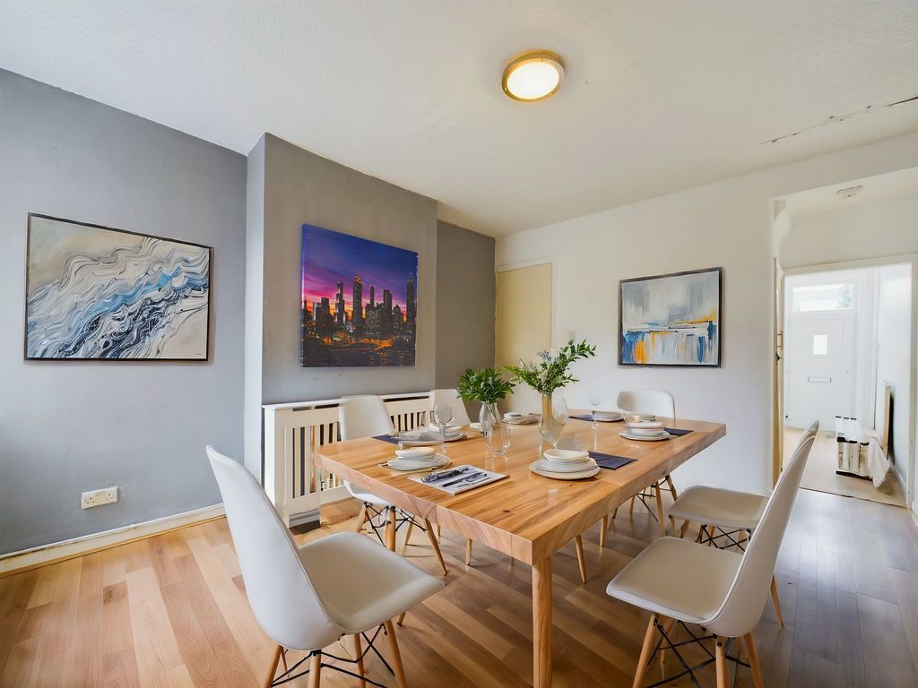 Property photo 3 of 15 Dining Room (Virtually Furnished)