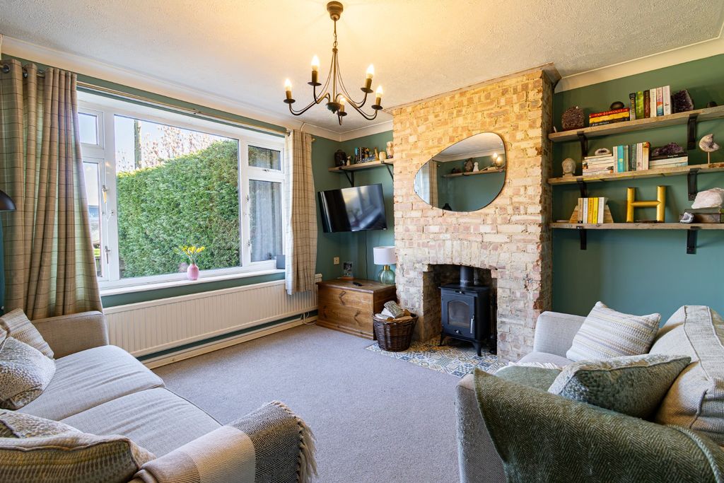 Property photo 2 of 22 4964594