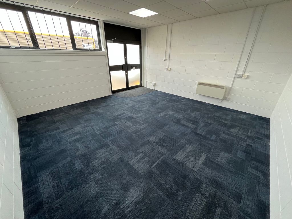 Property photo 1 of 10 Office/Studio C7
