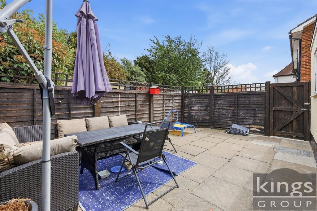 Property photo 2 of 15