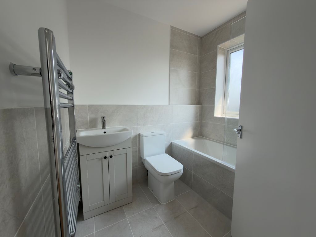 Property photo 3 of 8 Img_1344
