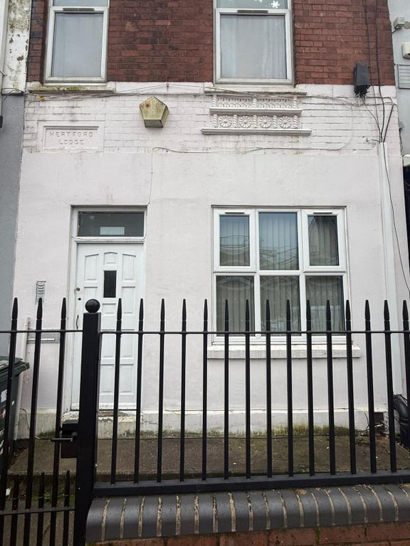 Property photo 1 of 7