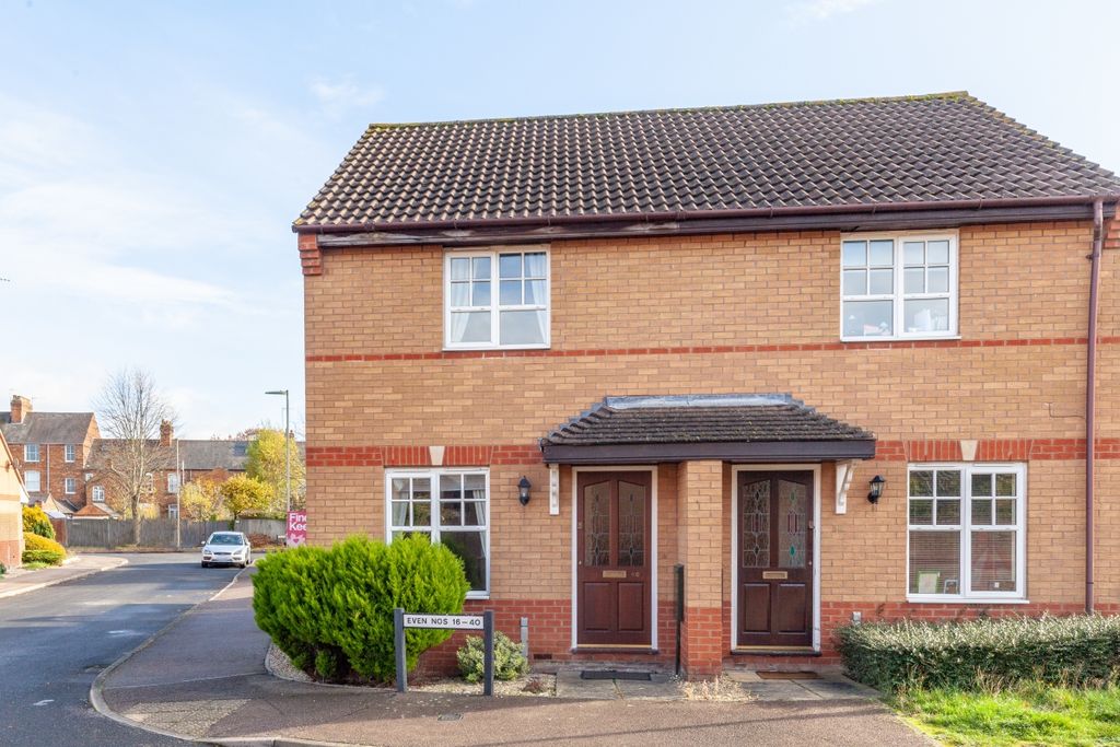 Property photo 1 of 7 116084