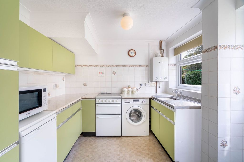 Property photo 2 of 13