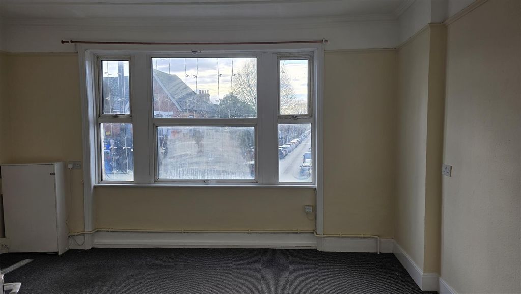 Property photo 2 of 6 20251205_113409.Jpg