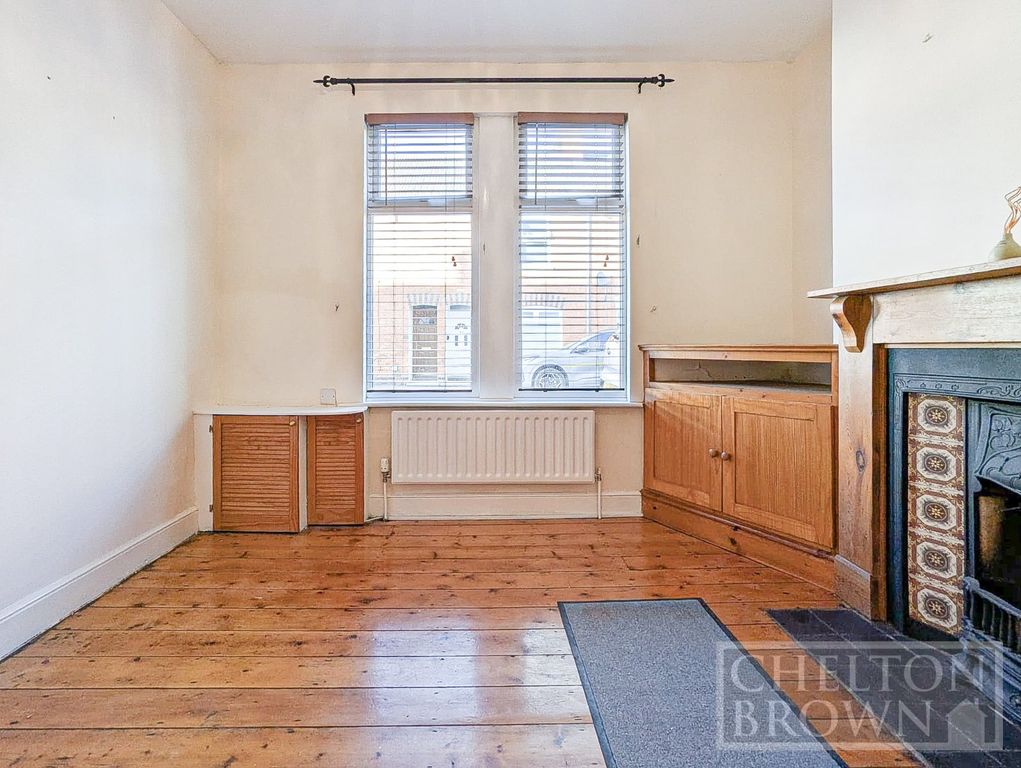 Property photo 3 of 22 Living Room