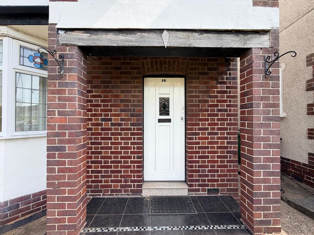 Property photo 3 of 24