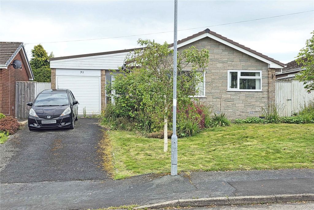 Property photo 1 of 17 Main Front