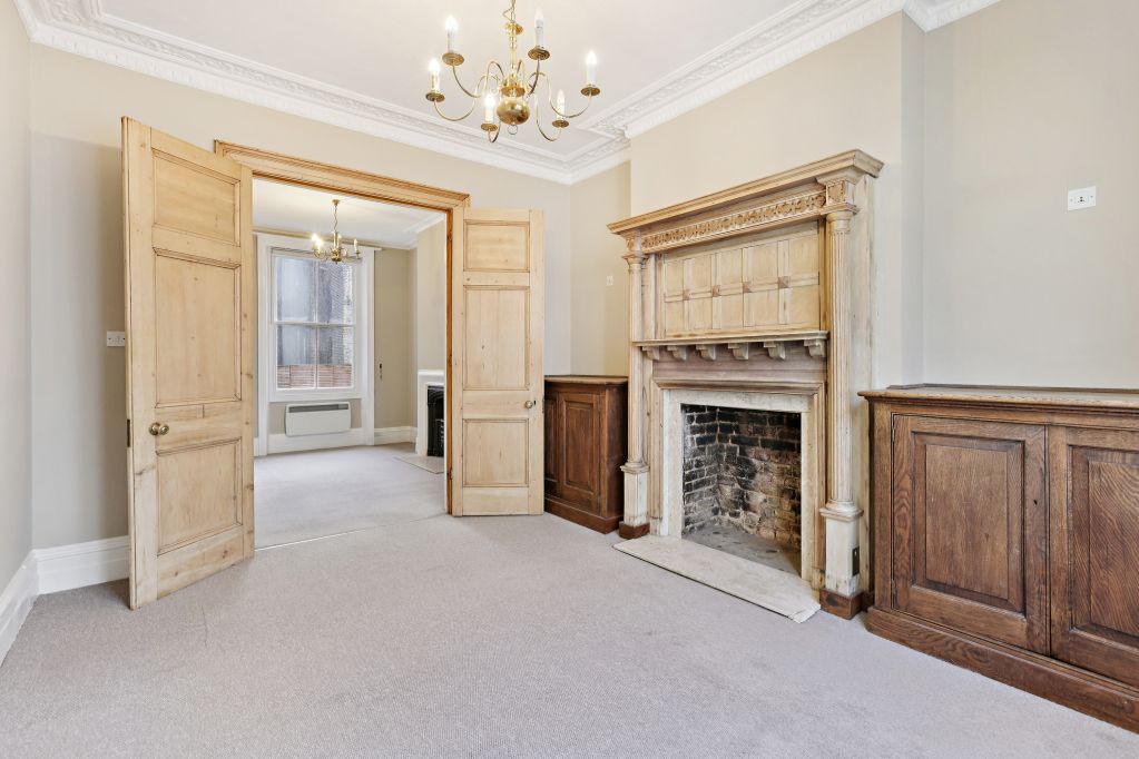 Property photo 2 of 13 Picture 2