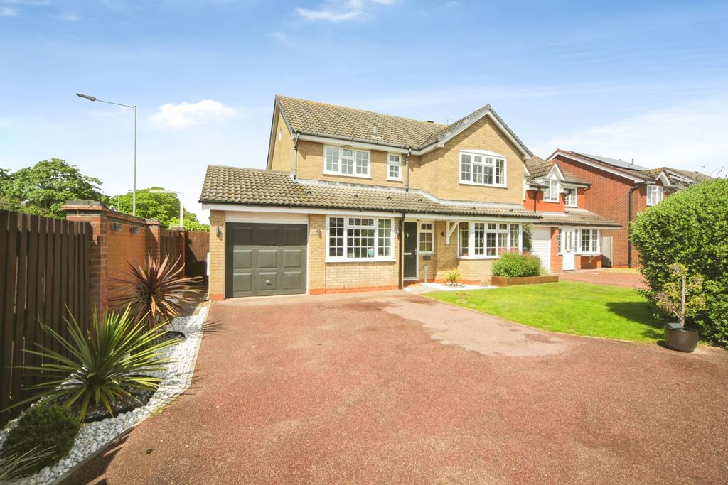 Property photo 1 of 18 Pbox-Img.Jpg