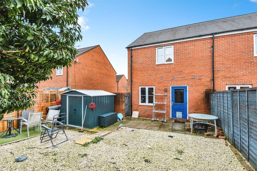 Property photo 2 of 15