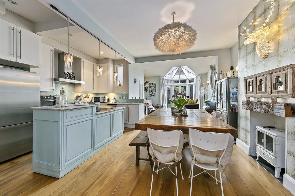 Property photo 3 of 13 Picture No. 10