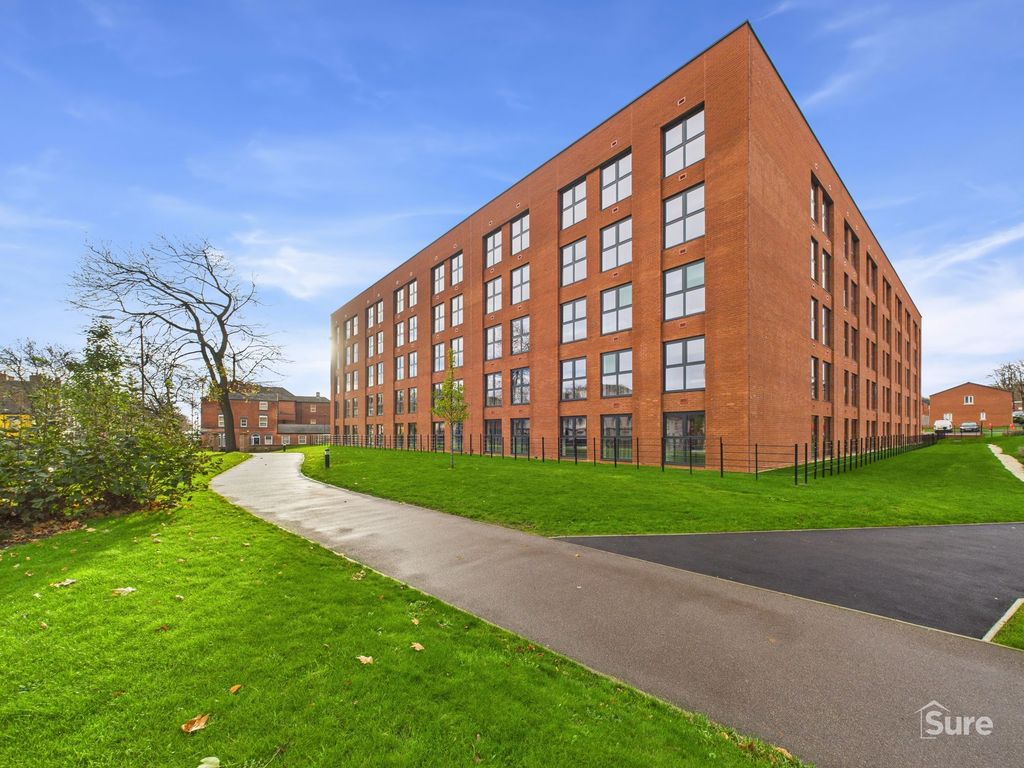 Property photo 1 of 17