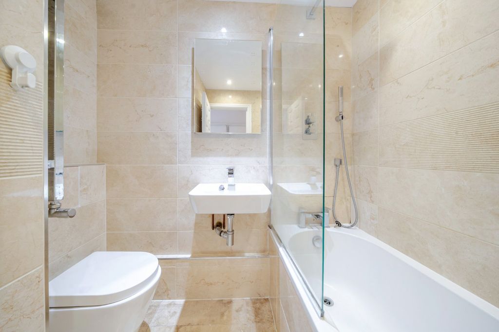 Property photo 3 of 9 Picture No. 07