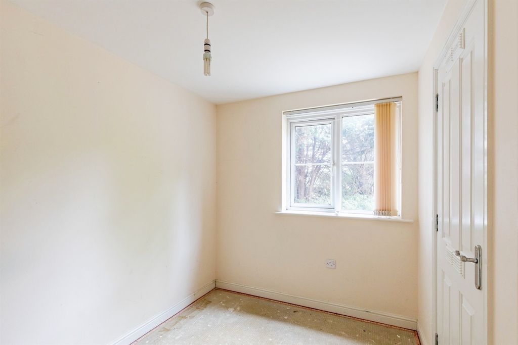 Additional image 7 of 2 bed flat for saleAbbots Way, Kettering NN15