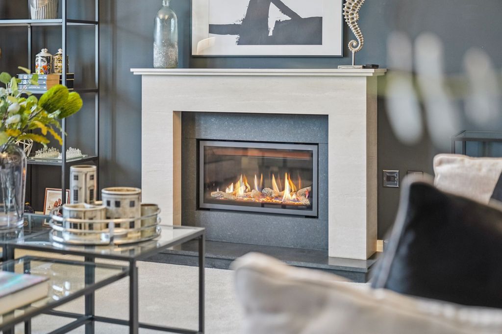 Property photo 3 of 36