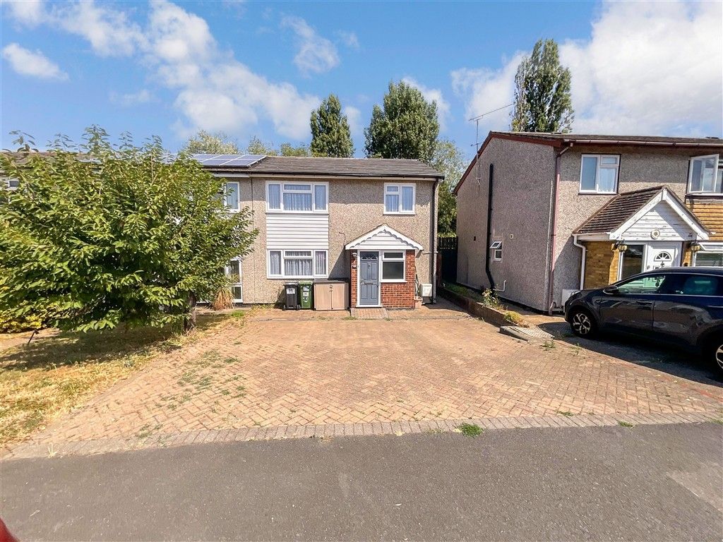 Property photo 1 of 6 Front