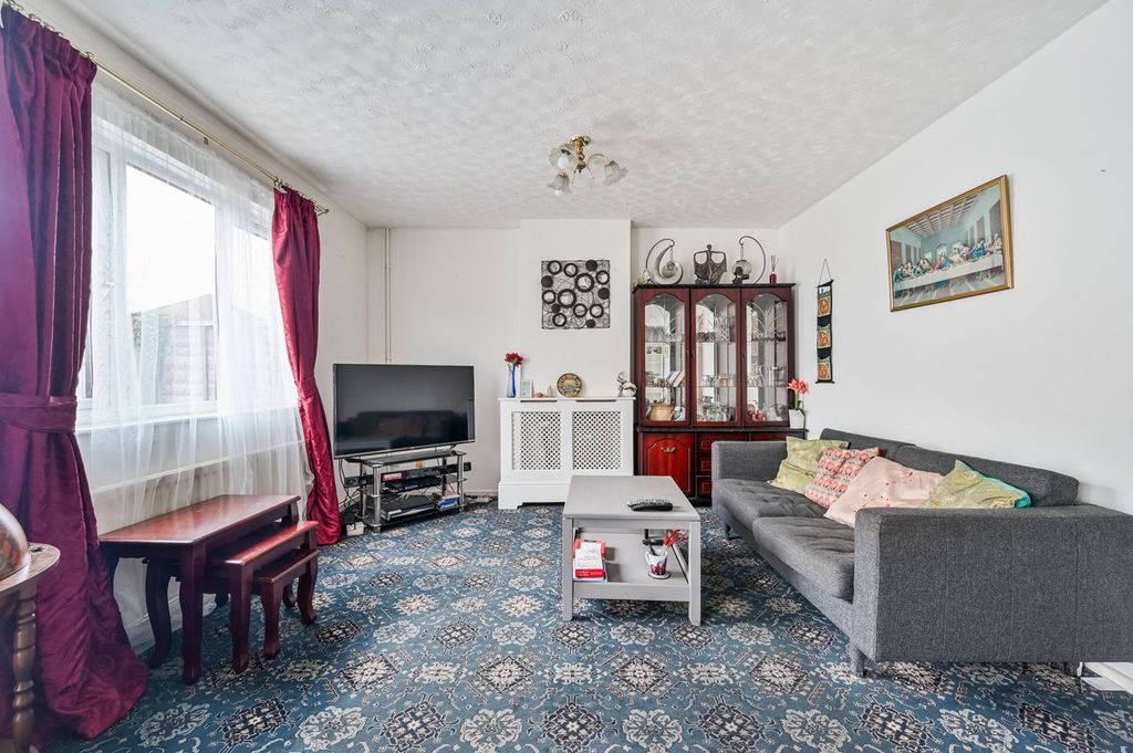 Property photo 1 of 14