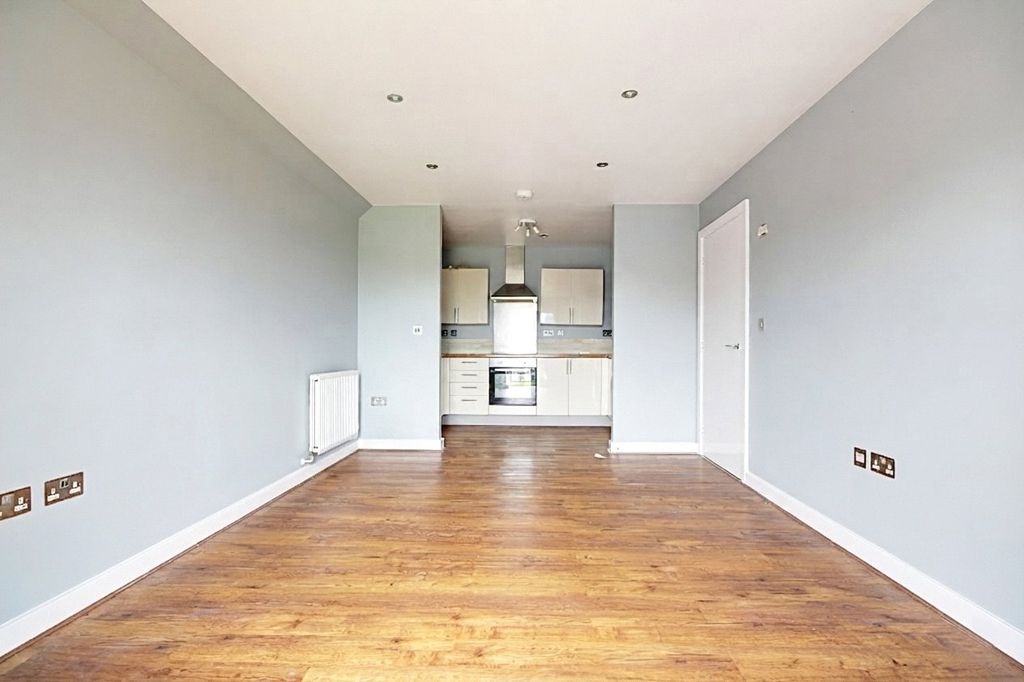 Property photo 2 of 12 Picture No. 01