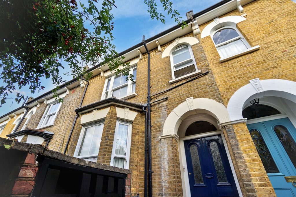 Property photo 2 of 20 25B Friern Road, East Dulwich, London Se22 0Au