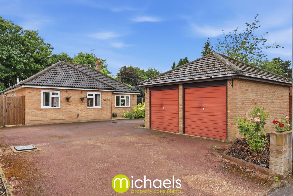 Property photo 1 of 33